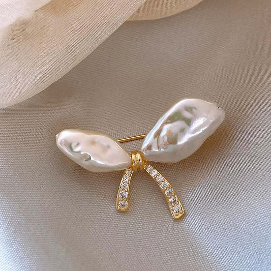 Fashion Asymmetrical Gold-Plated Butterfly Pearl Brooch,Gift For Her