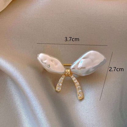 Fashion Asymmetrical Gold-Plated Butterfly Pearl Brooch,Gift For Her