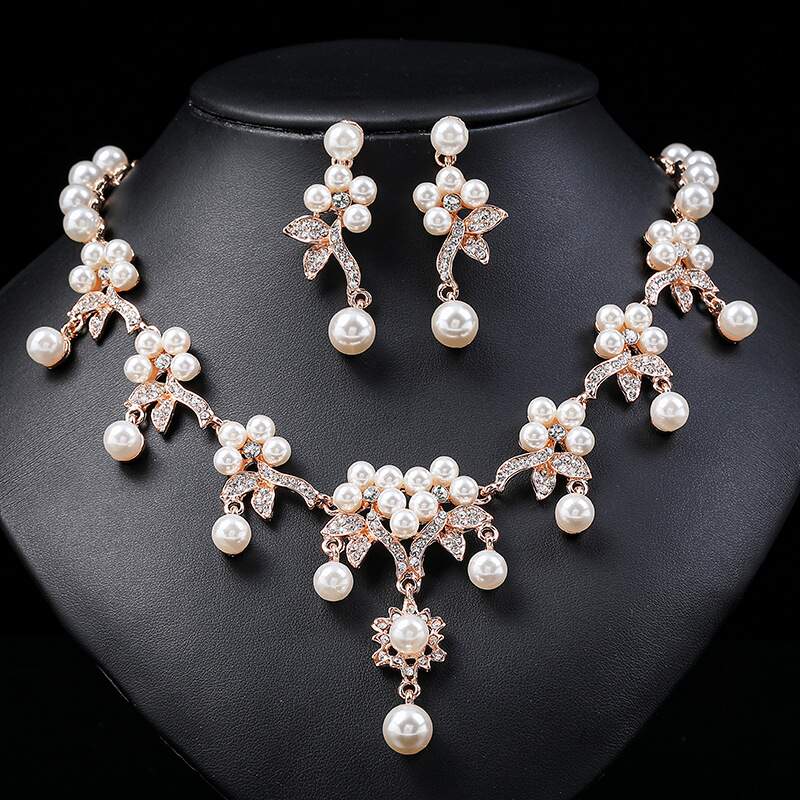 Charming Floral Rhinestones And Pearl Jewelry Set YongxiJewelry 1