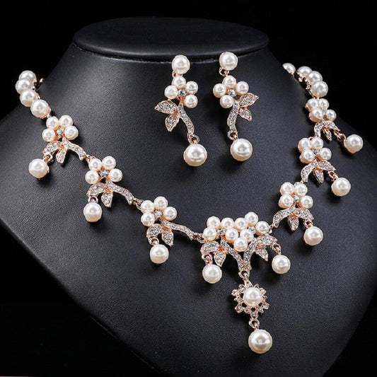 Charming Floral Rhinestones And Pearl Jewelry Set YongxiJewelry 2