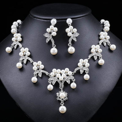 Charming Floral Rhinestones And Pearl Jewelry Set YongxiJewelry 3