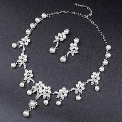 Charming Floral Rhinestones And Pearl Jewelry Set YongxiJewelry silver