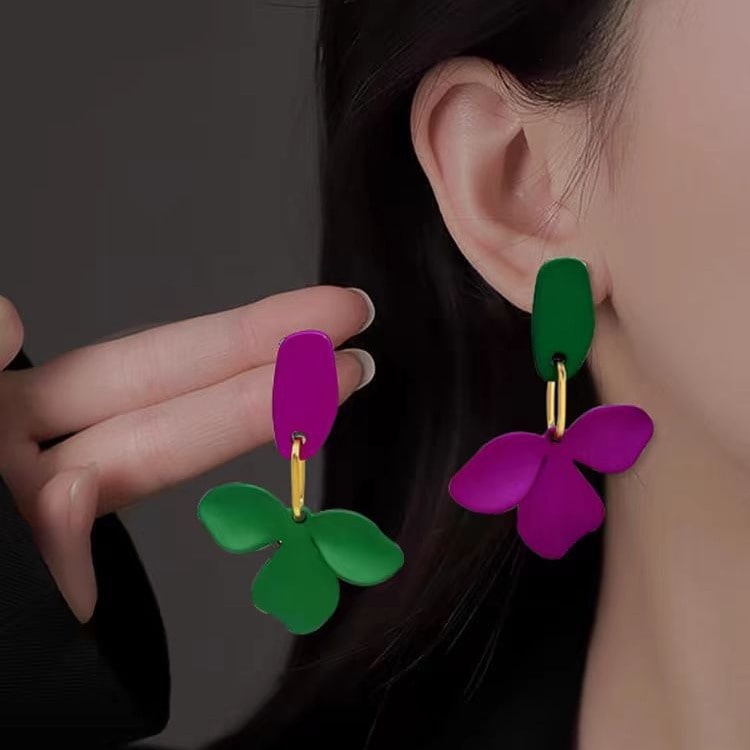 Elegant Flower Earrings YongxiJewelry 2