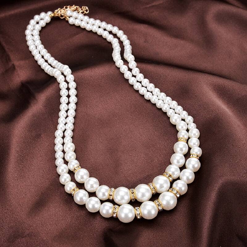 Elegant Pearl and Gold Accent Necklace YongxiJewelry 2