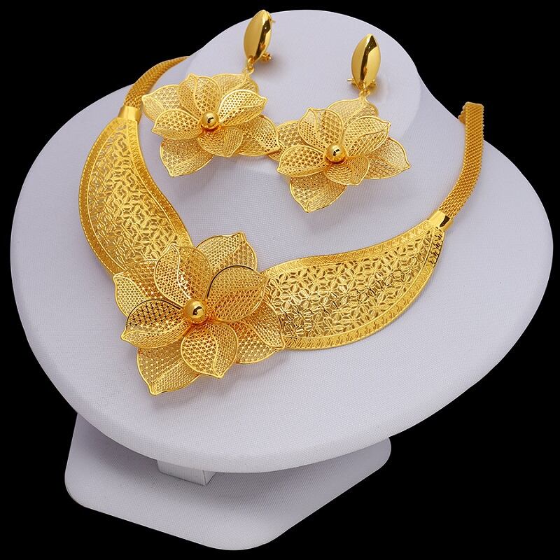 Exquisite Gold-plated Floral Necklace & Earrings Set YongxiJewelry 1