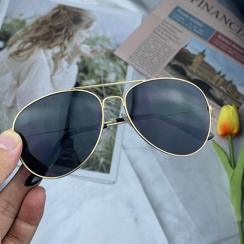 Gradient Sunglasses Gold-framed grey lenses YongxiJewelry