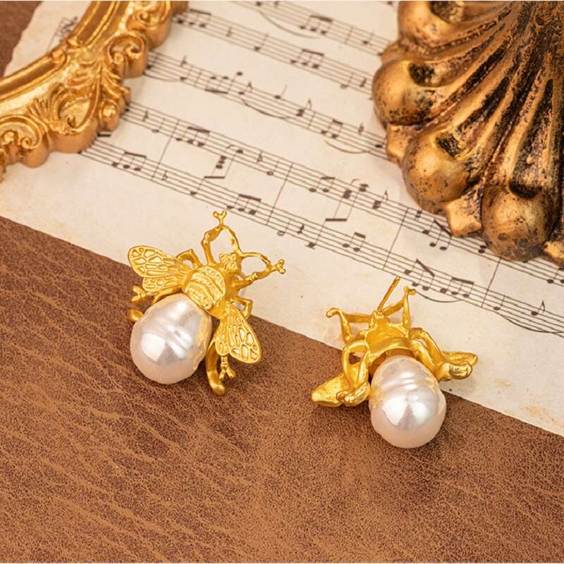 Golden Bee & Pearl Earrings YongxiJewelry 5