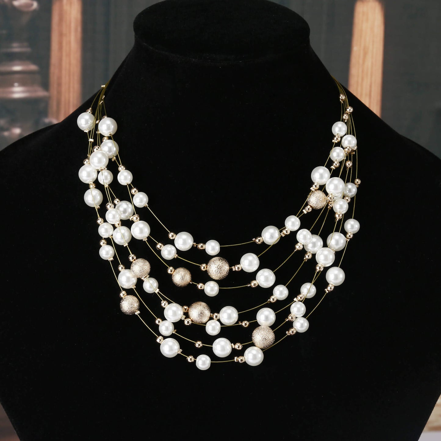 Layered Pearl and Gold Necklace YongxiJewelry  3