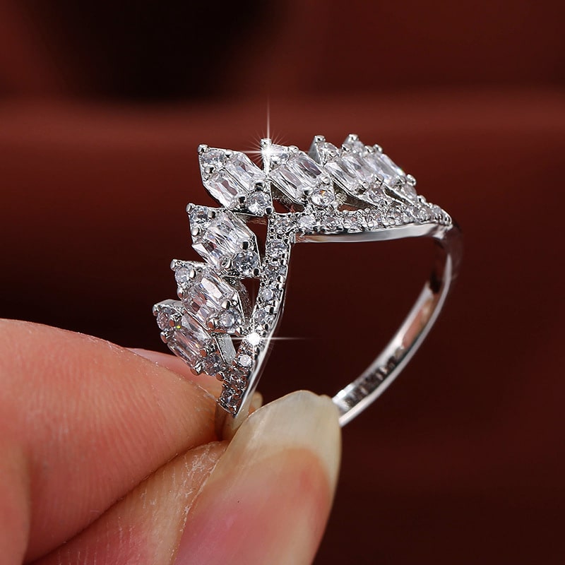 Regal Crown-Inspired Ring YongxiJewelry  3