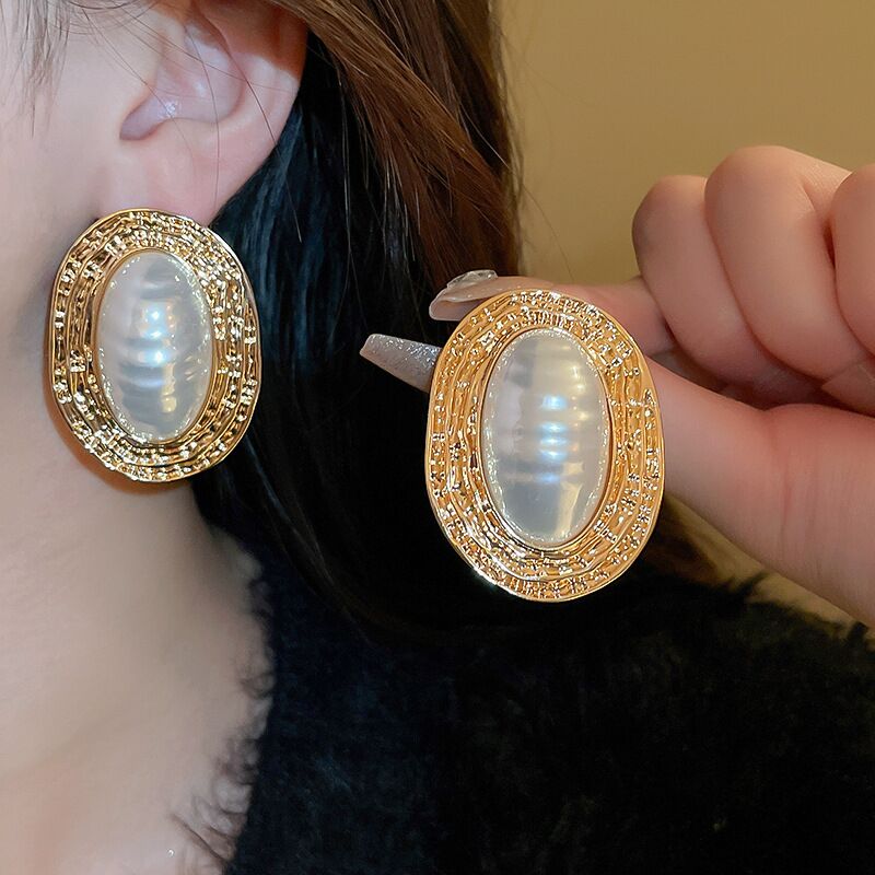 Retro Oval Pearl Earrings YongxiJewelry  3