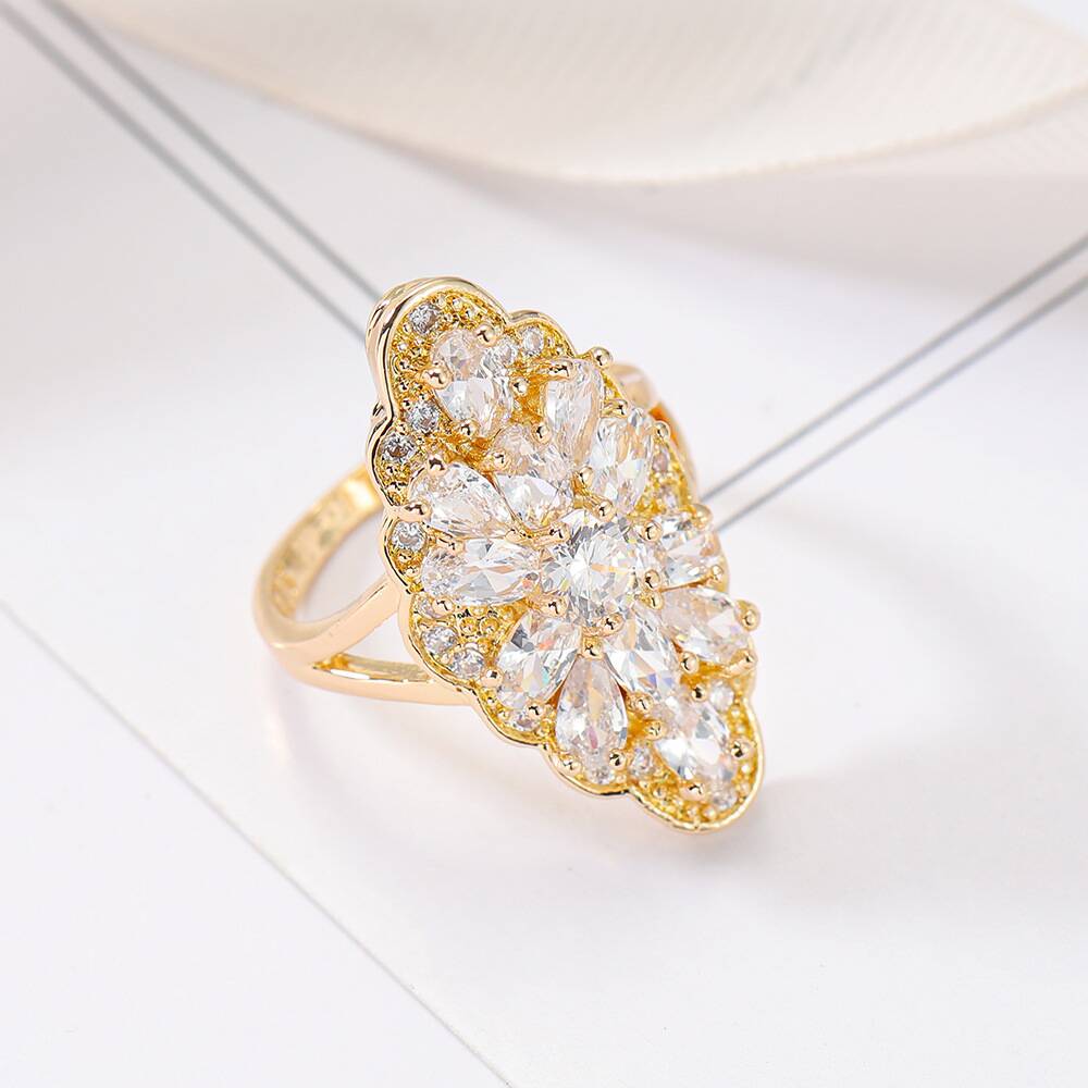 Sparkle Flower Zircon Gold Ring YongxiJewelry4