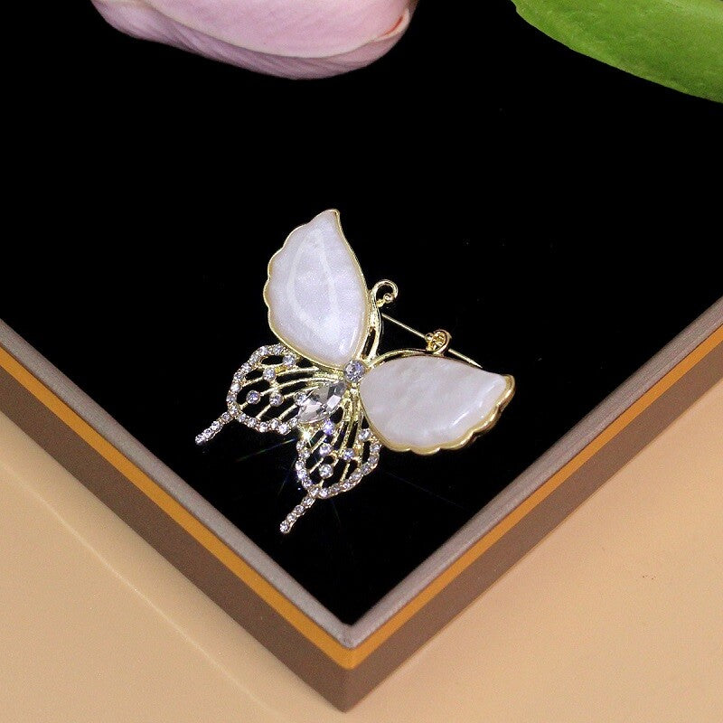 Stylish Golden Butterfly Brooch YongxiJewelry 2