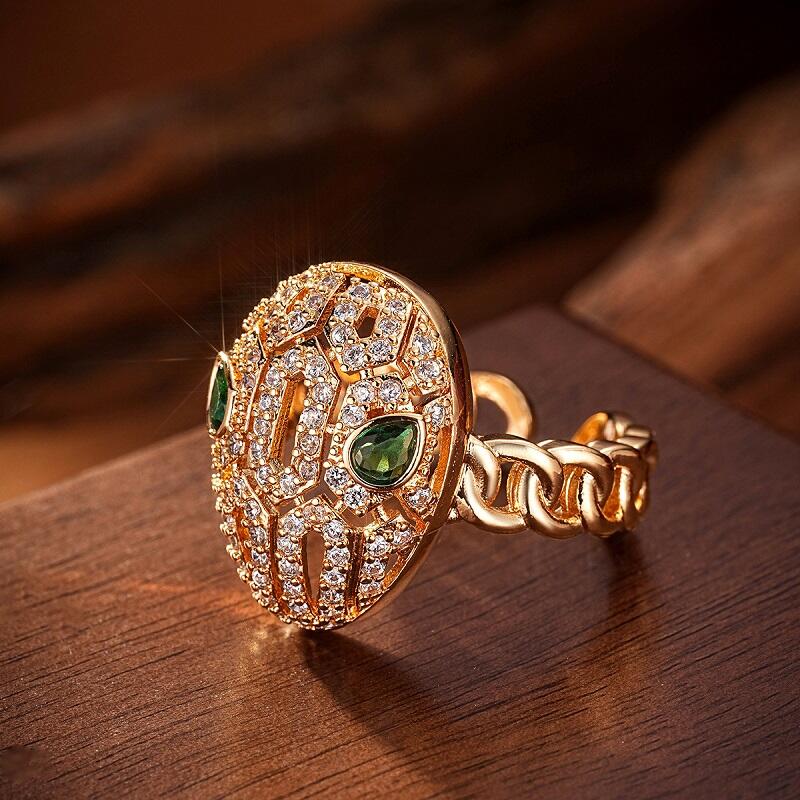 Stylish Green Zircon and Rhinestone Encrusted Gold Ring YongxiJewelry 5