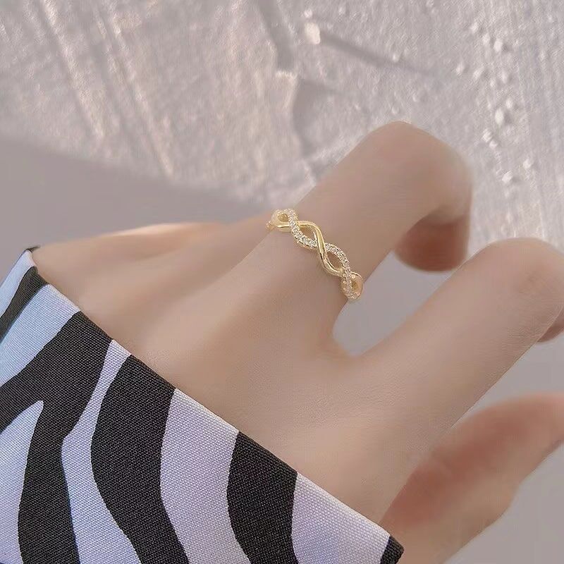 Twisted Ring with Rhinestones Embellishments YongxiJewelry  8