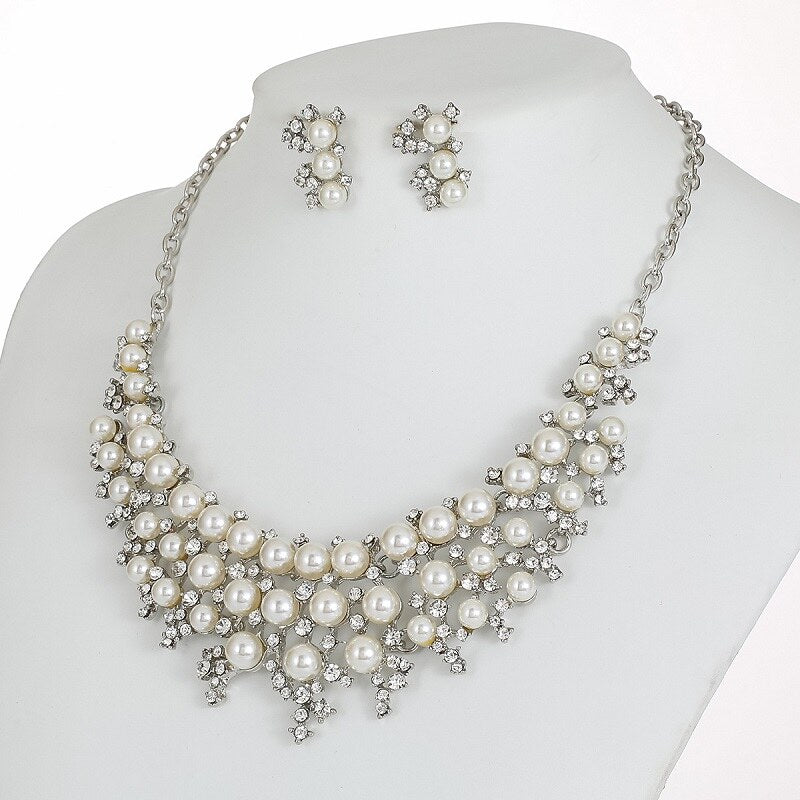 Vintage Rhinestones And Pearl Necklace Set YongxiJewelry 2