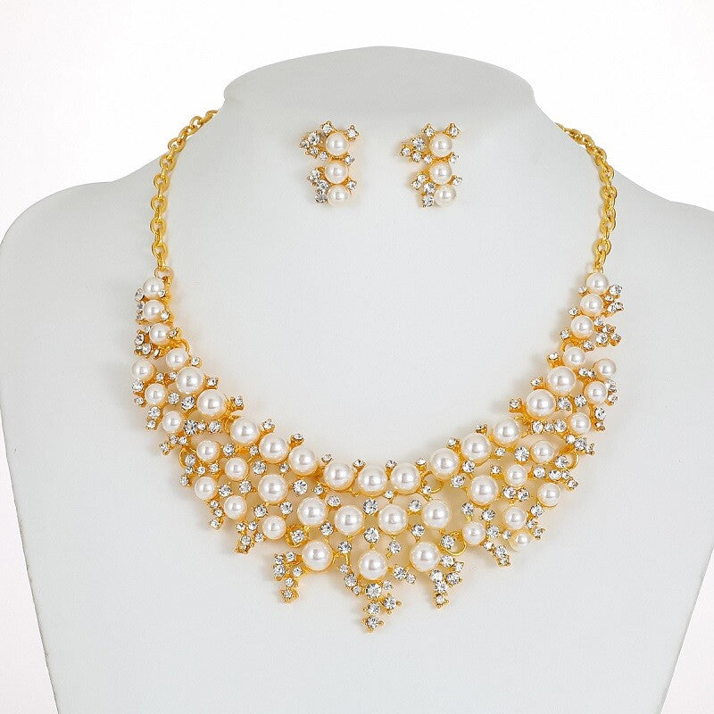 Vintage Rhinestones And Pearl Necklace Set YongxiJewelry Gold