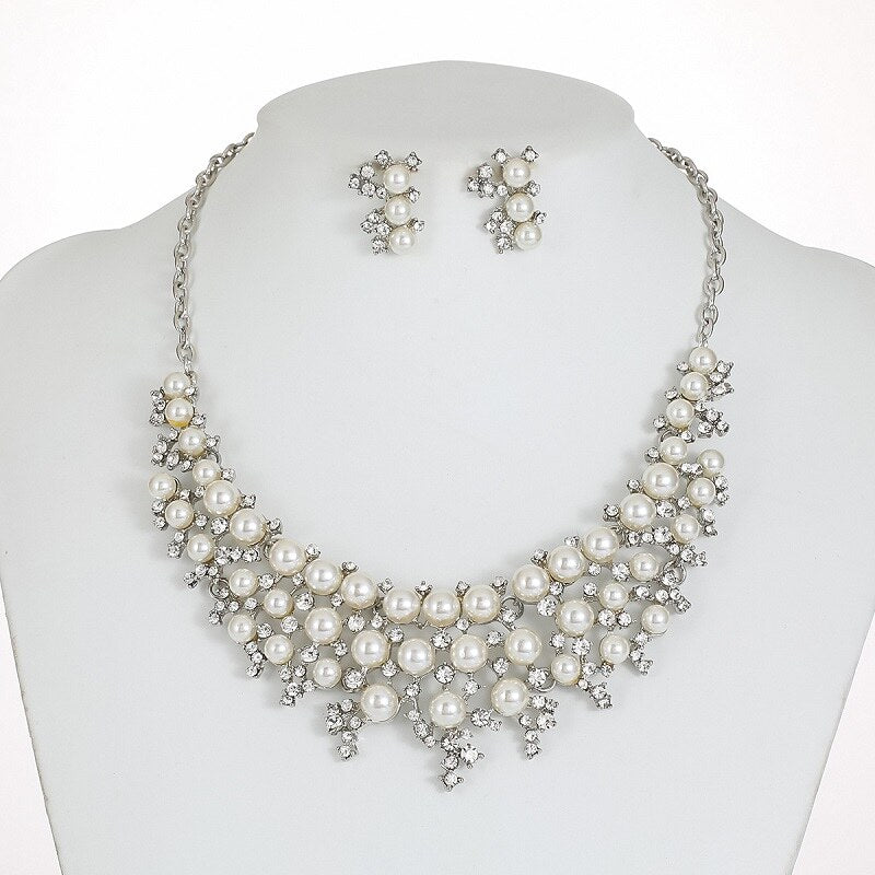 Vintage Rhinestones And Pearl Necklace Set YongxiJewelry Silver